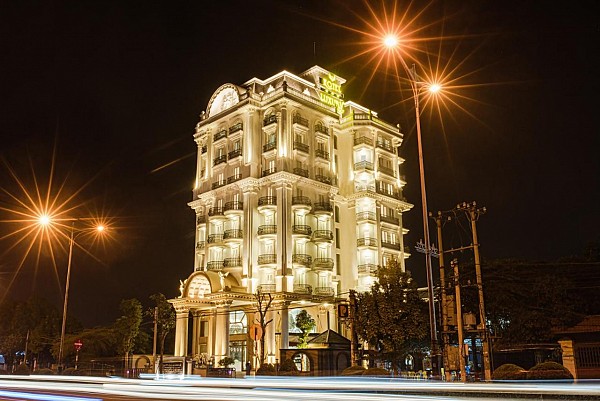 Mạnh Quân Luxury Hotel