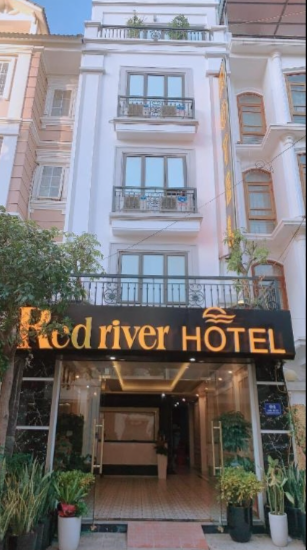 Red River Hotel